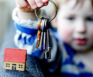 Как узнать является ли ребенок собственником квартиры или он только прописан в ней