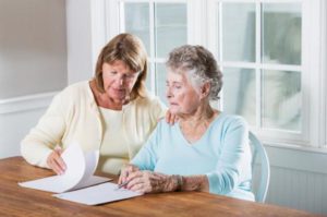 Особенности заключения договоров пожилого человека с правом наследования жилья